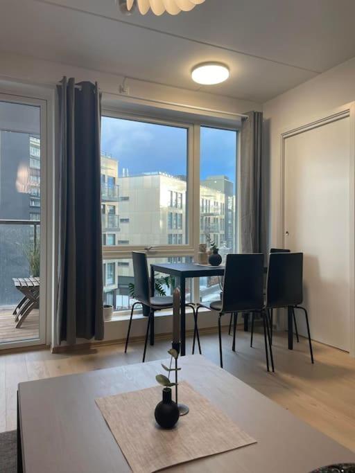 Nydalen/Storo- Ved T-Banestasjon Apartman Oslo Kültér fotó