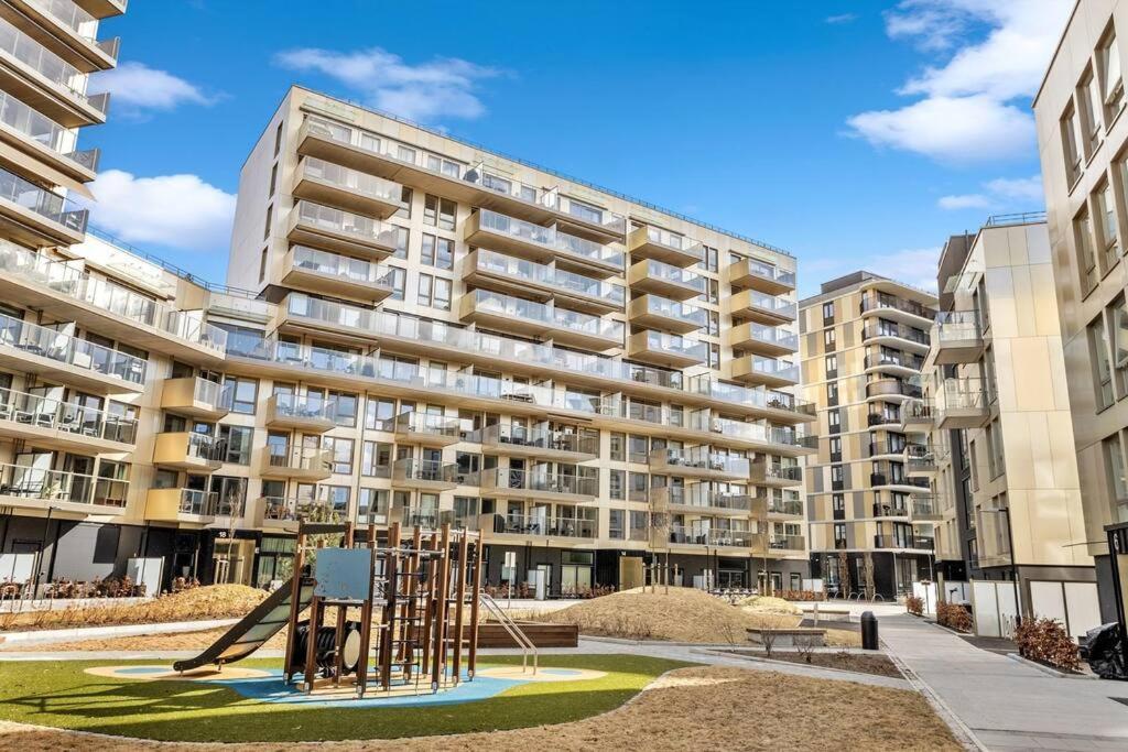 Nydalen/Storo- Ved T-Banestasjon Apartman Oslo Kültér fotó